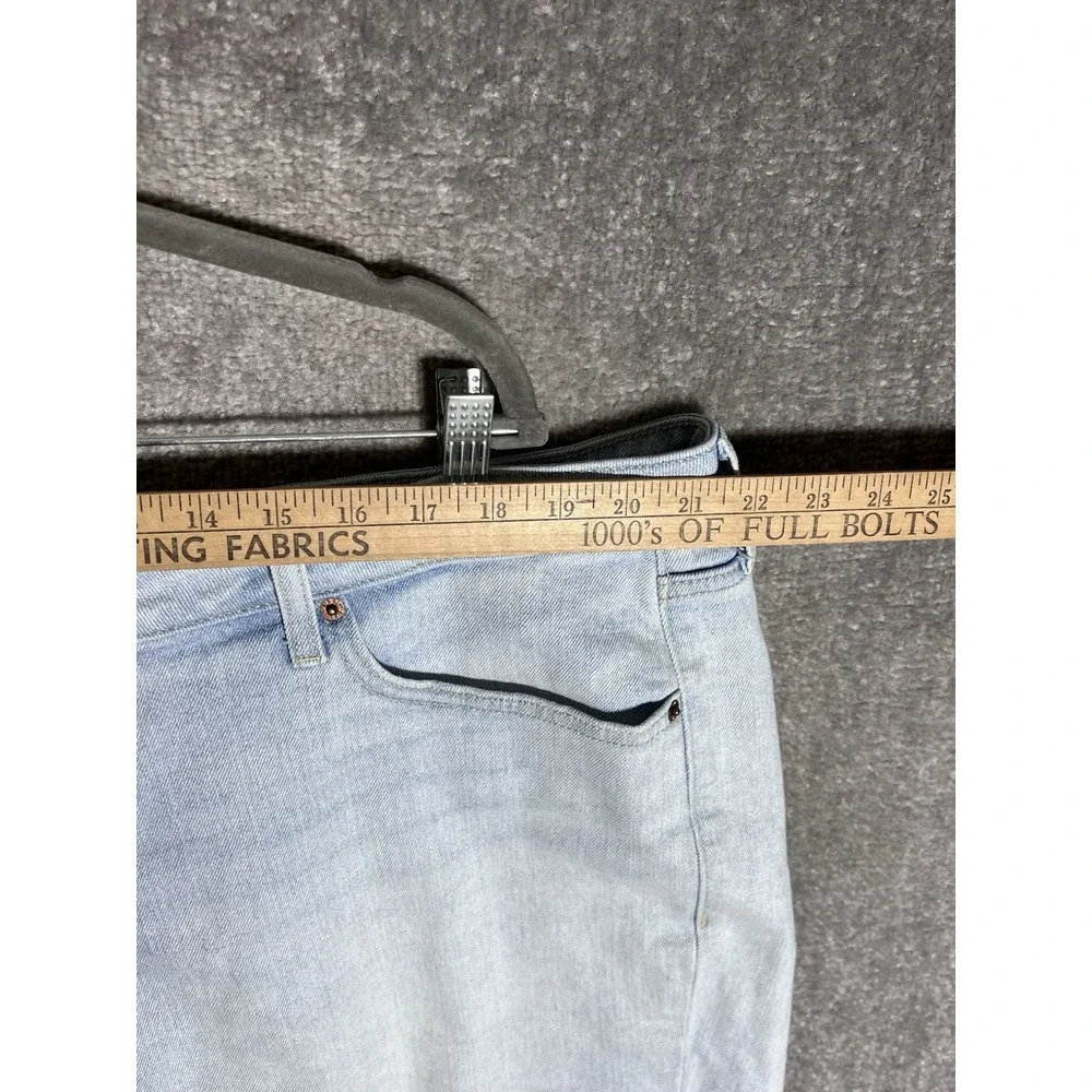 Old Navy High Rise OG Straight Cutoff Jean Shorts Womens Size 22 Blue Light Wash